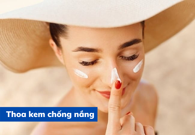 Thoa kem chống nắng